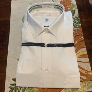 NWT Van Heusen Lux Sateen Dress Shirt